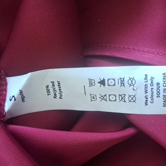 HALARA TAILORED CASCADE SPLIT KICK HEM  SMALL - Picture 10 of 10